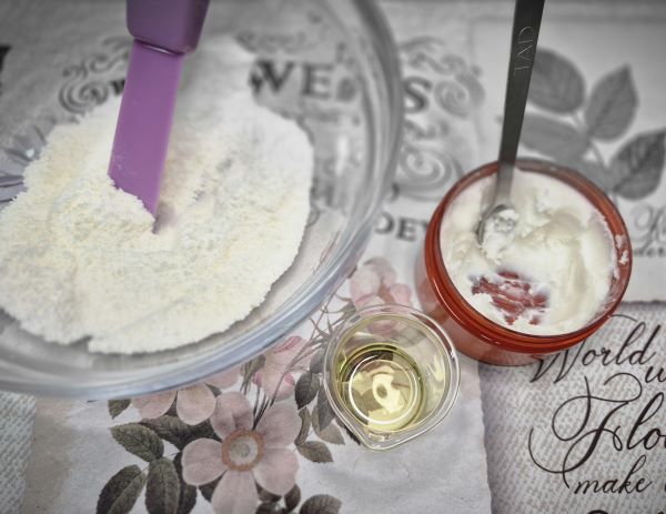 how to make bath bomb milk
