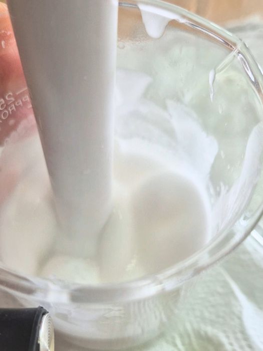 velvety diy face cream texture