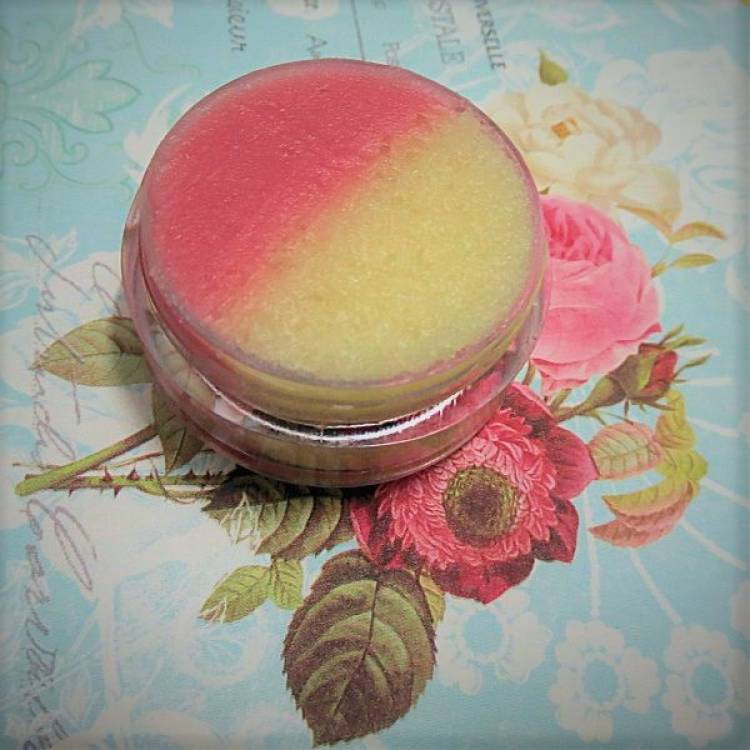 Homemade lip scrub and lip balm