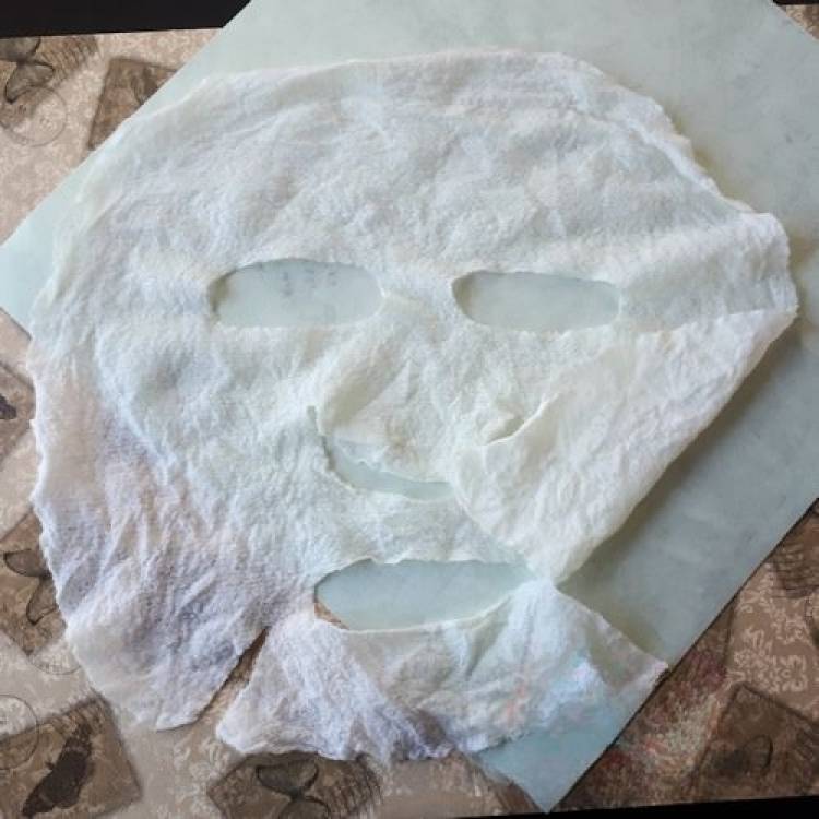 How to make a homemade sheet mask