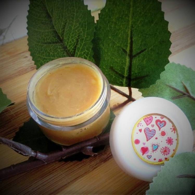 Handmade lip balm with Nutella