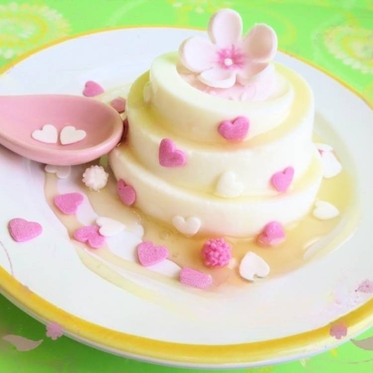 Decorated panna cotta recipe